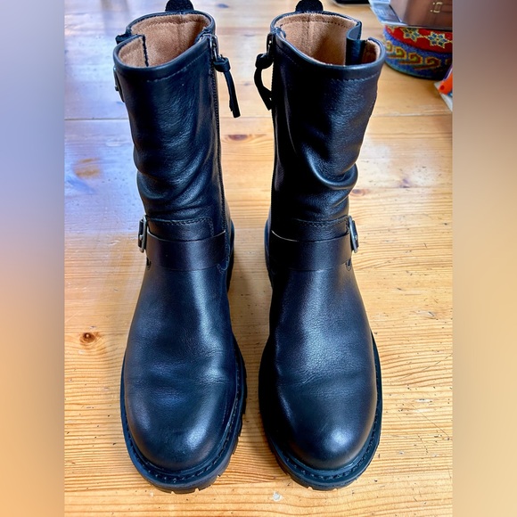 🌟 Sofft Shoes Amberlynn booties, size 7, excellent condition. - Picture 3 of 5